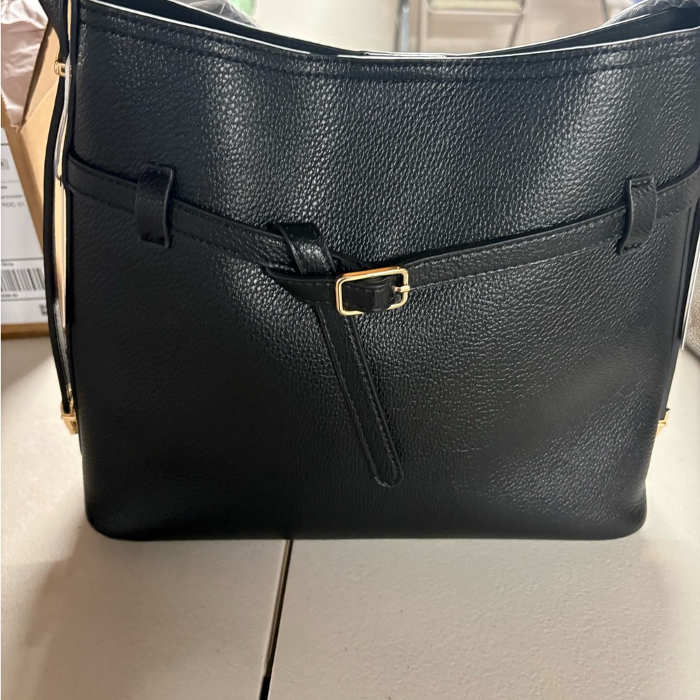 Structured Black Leather Shoulder Bag with Gold Buckle Accent